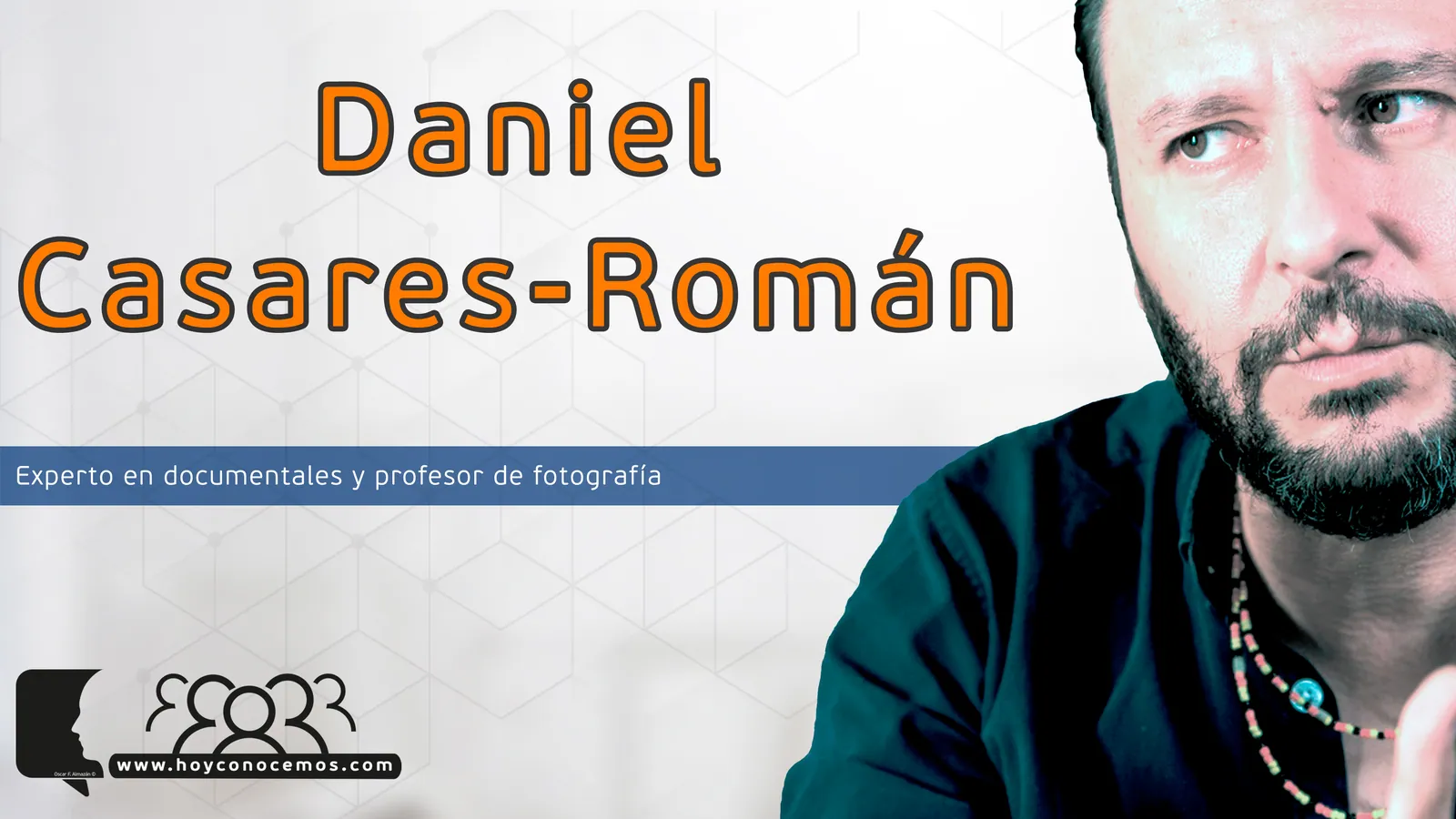 Daniel Casares-Román durante la entrevista